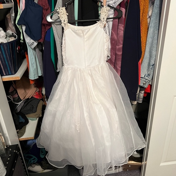 Girls Communion Dress - Picture 3 of 7